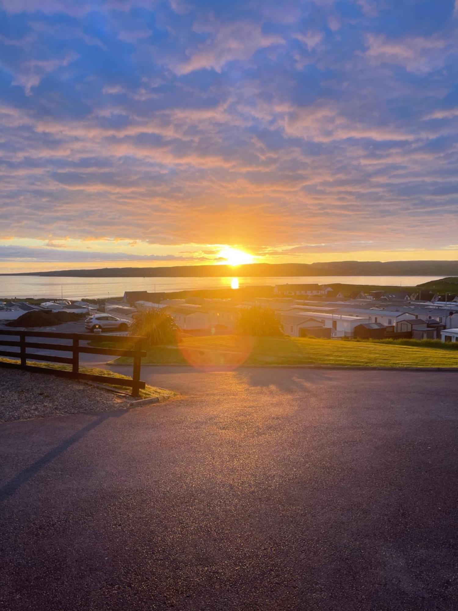The View Bed and Breakfast Lahinch Eksteriør billede